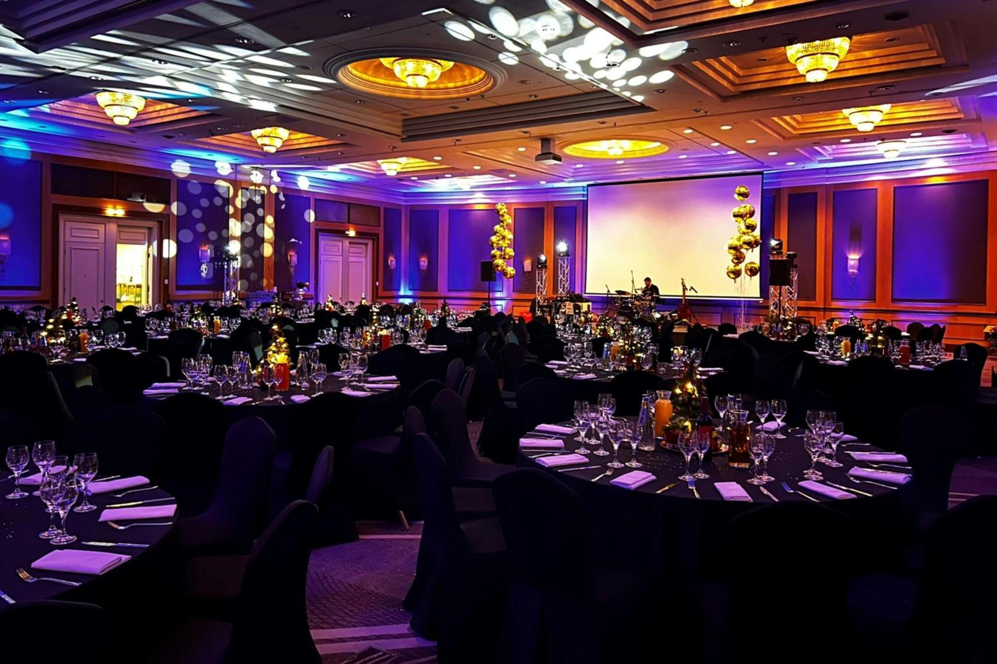 Sheraton Grand Warsaw Exterior photo
